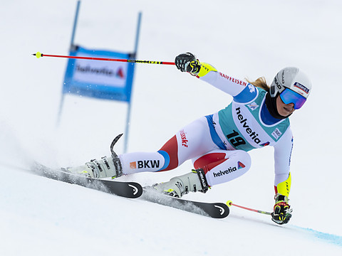 Blessée, Corinne Suter manquera Sölden