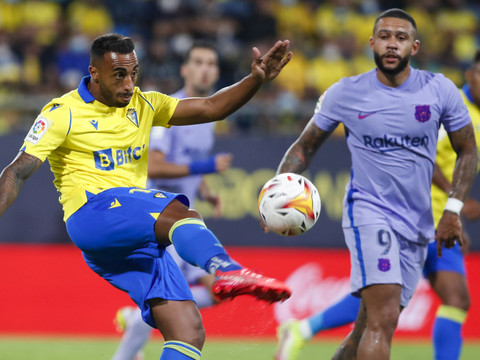 Koeman et le Barça se rassurent contre Levante