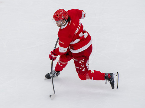 Lausanne n'est plus lanterne rouge, Fribourg enchaîne
