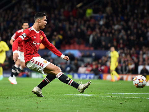Ligue des champions: Manchester United gagne au finish