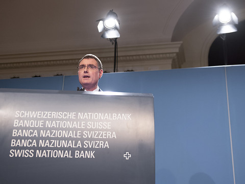 La BNS a accéléré ses interventions sur le marché des devises