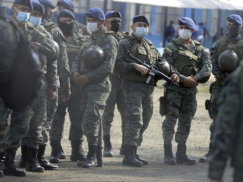 La police reprend le contrôle de la prison de Guayaquil