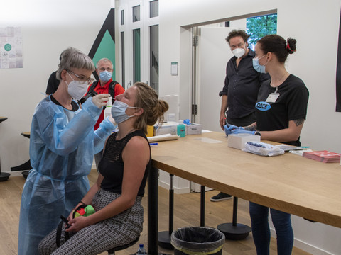 La Suisse compte 1211 nouveaux cas de coronavirus en 24 heures