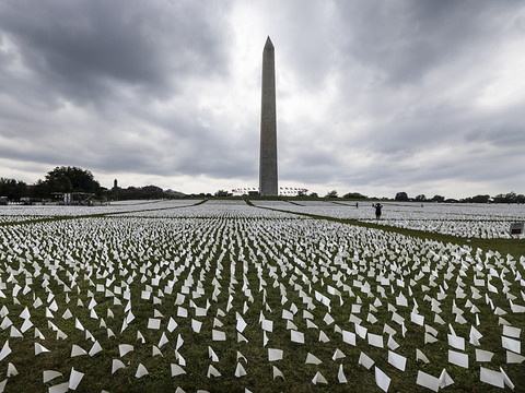 Les Etats-Unis dépassent les 700'000 morts du Covid-19