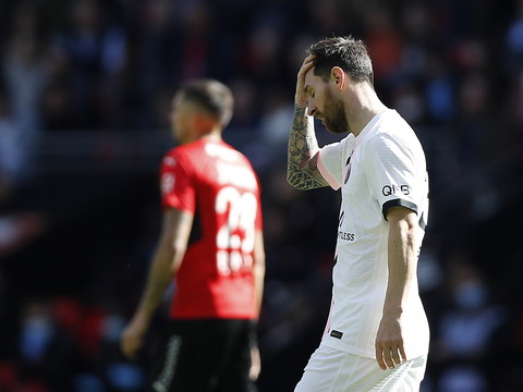 Le PSG chute à Rennes