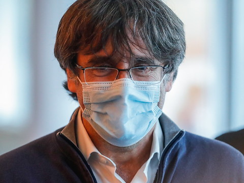 La justice italienne suspend la procédure visant Carles Puigdemont