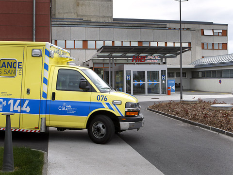 La population veut le maintien d'un hôpital par région