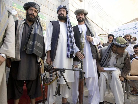 Washington annonce une première rencontre avec les talibans