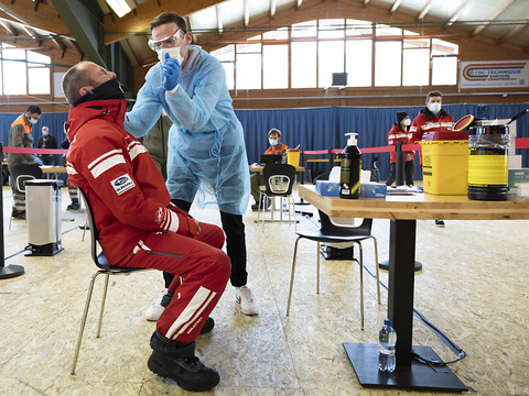 La Suisse compte 2262 nouveaux cas de coronavirus en 72 heures