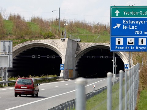 Trois retraités tués dans une collision sur l'autoroute A1