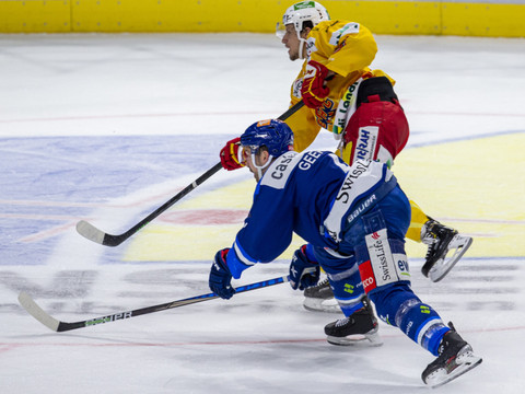 Fribourg égale un record, Genève-Servette respire