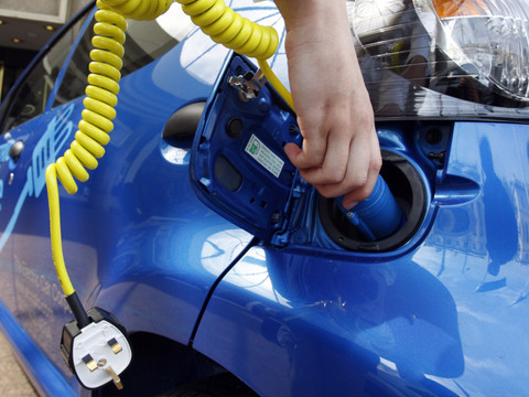Stellantis et LG vont ouvrir une usine de batteries
