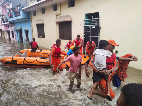 Inde: au moins 41 morts dans des inondations et glissements de terrain