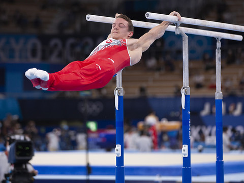 Mondiaux: Baumann en finale des barres parallèles