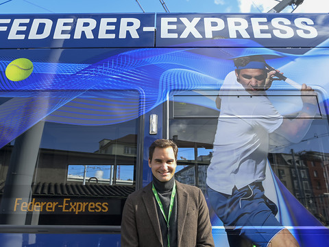 Roger Federer a désormais un tram à son nom à Bâle