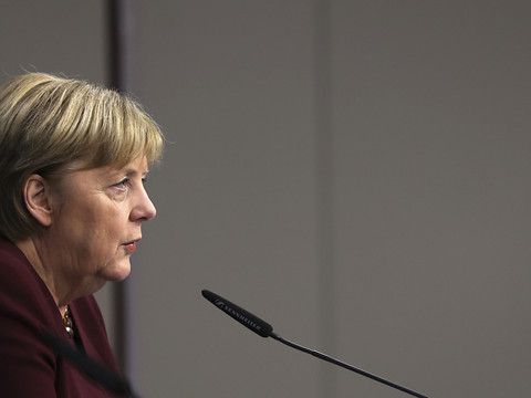Merkel fait ses adieux à l'Europe avec un dernier avertissement