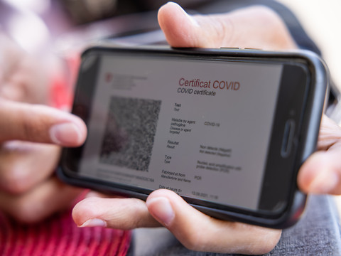 Vérification et émission de certificats temporairement impossible