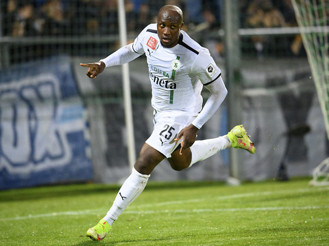 Yverdon sort Zurich aux penalties