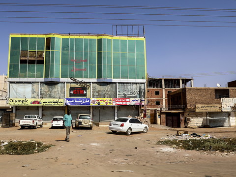 Nouveaux affrontements à Khartoum au quatrième jour du coup d'Etat
