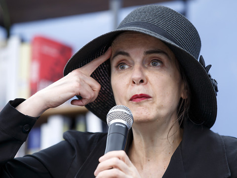 Le prix Renaudot décerné à Amélie Nothomb pour 