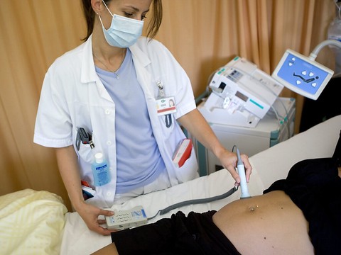 Les femmes enceintes particulièrement vulnérables au coronavirus