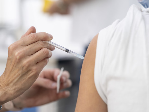 Un peu plus de 64% de la population suisse entièrement vaccinée