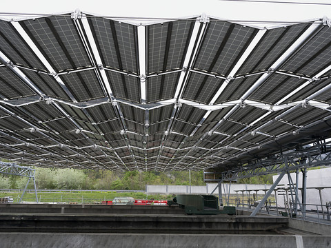 La Suisse tancée sur les énergies renouvelables dans un rapport
