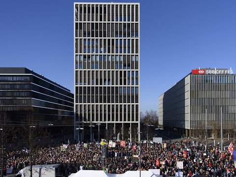 Manifestation contre les mesures anti-Covid au Wankdorf de Berne