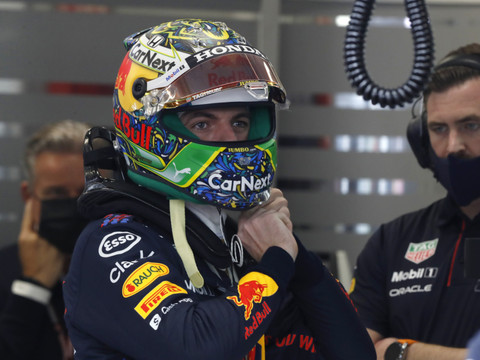 Verstappen convoqué dans l'enquête visant Hamilton