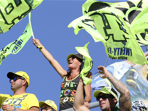 Rossi 10e de son dernier Grand Prix, Bagnaia s'impose à Valence