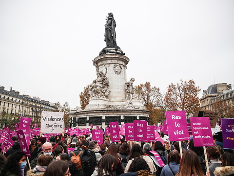 France: milliers de personnes dans la rue pour dire 