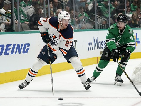 McDavid et Edmonton stoppés au Texas