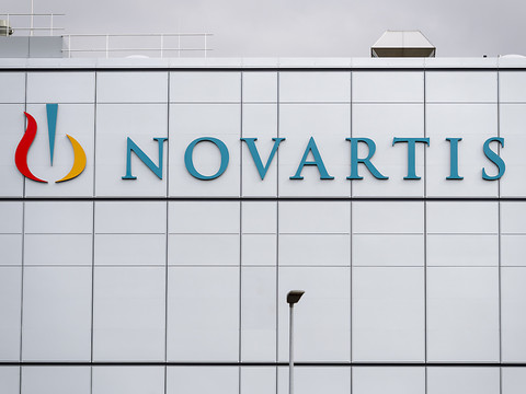 Les actionnaires de Roche approuvent le rachat d'actions à Novartis