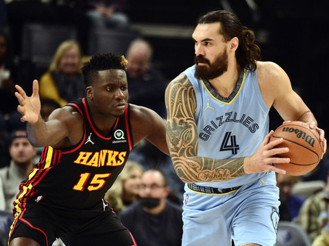 Septième victoire de suite pour Capela et les Hawks