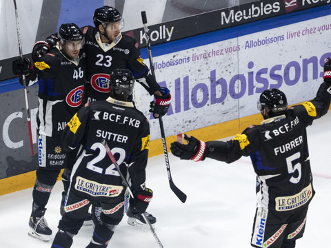 Fribourg retrouve son fauteuil de leader