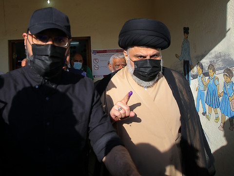 Le courant du chef chiite Moqtada Sadr vainqueur des législatives en Irak