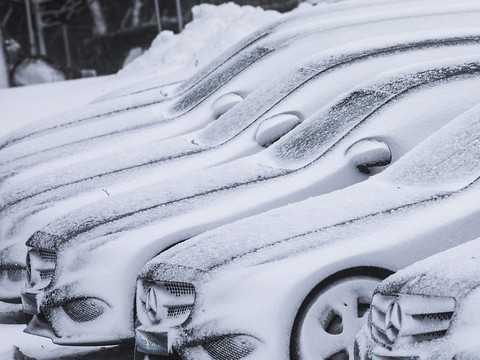 Le secteur automobile suisse table sur un rebond en 2022