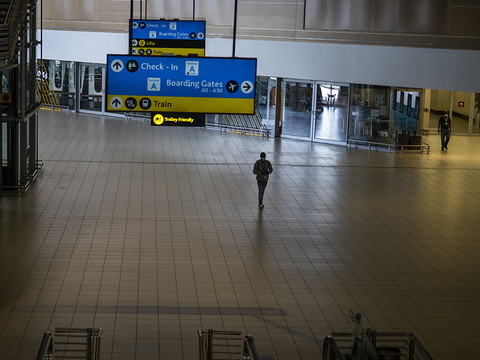 Un cas du variant Omicron confirmé à Genève chez un voyageur