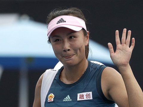 Affaire Peng Shuai: la WTA prend une décision forte