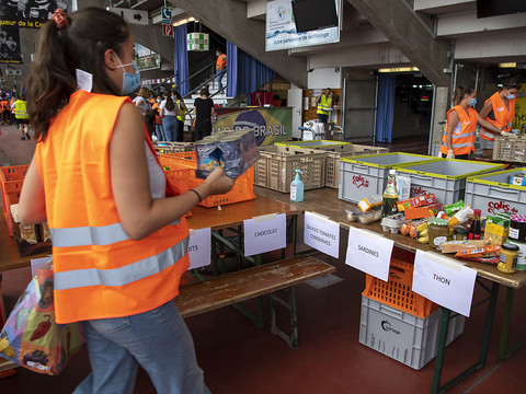 Caritas appelle à agir contre la pauvreté en Suisse