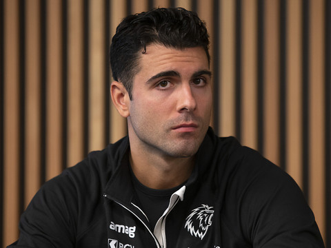 Mark Barberio part en Russie