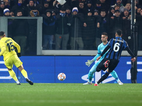 Ligue des champions: Villarreal continue