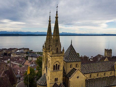 Alerte rouge et nouvelles mesures dans le canton de Neuchâtel