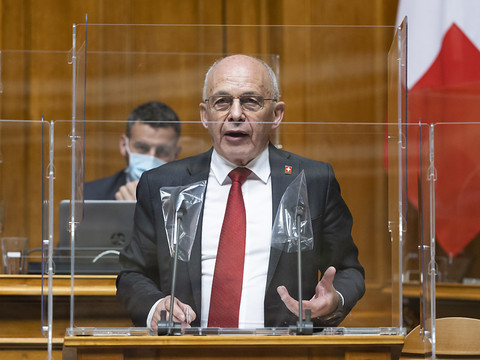 Budget 2022: la Confédération devra économiser dans son personnel