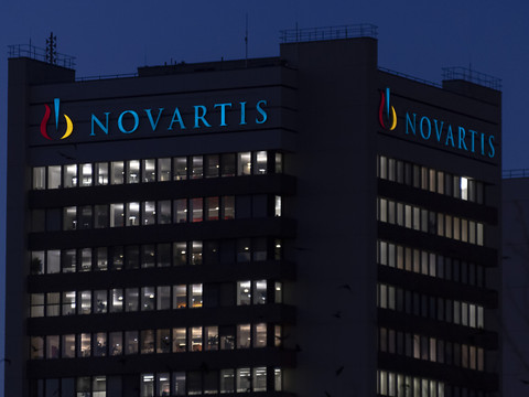 Novartis lance un rachat d'actions à 15 milliards de dollars