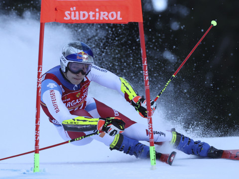 Géant d'Alta Badia: Odermatt dans le coup
