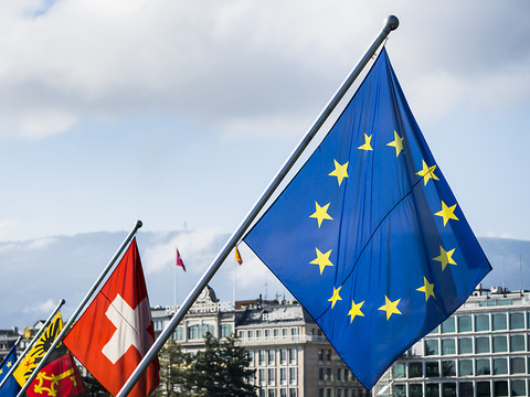 Le PS présente sa feuille de route européenne