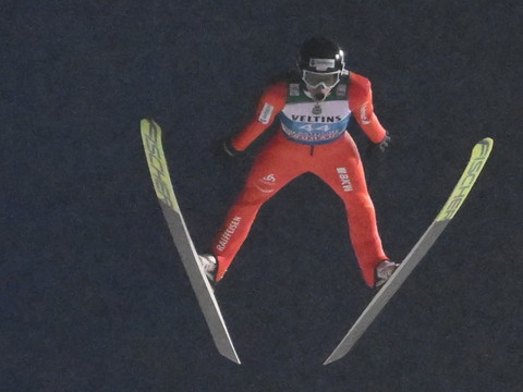 Beau tir groupé helvétique, succès de Kobayashi à Oberstdorf