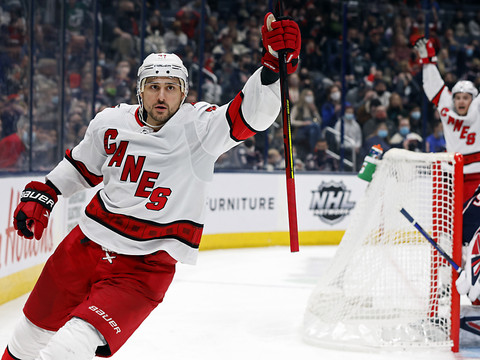 La folle remontada de Carolina et de Niederreiter