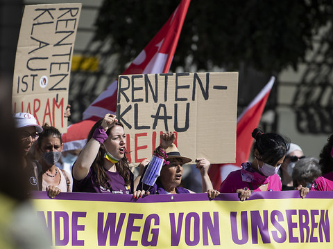 Une alliance de gauche lance un référendum contre la réforme AVS21